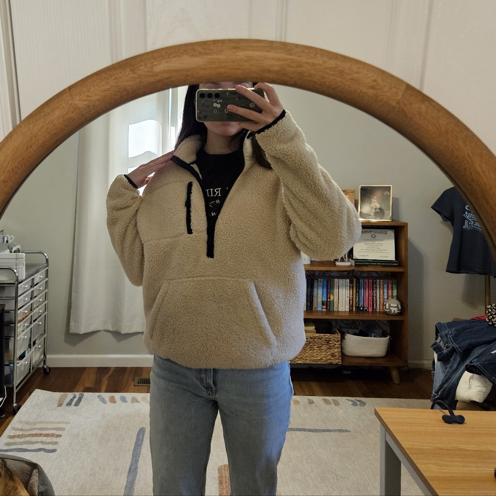 VS Pink Oversized Sherpa Half Zip Pull Over